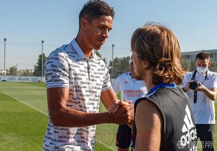 全市场:魔笛可能加盟科莫 瓦拉内能帮忙牵线搭桥 全市场:魔笛可能加盟科莫 瓦拉内能帮忙牵线搭桥